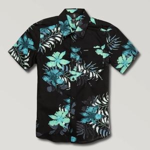 Volcom Tropical Hawaiian Toursit button up shirt
